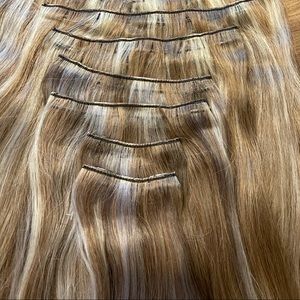 Hair extension 7pc set. Triple weft. 12inch